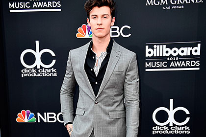 Shawn Mendes at Billboard Awards